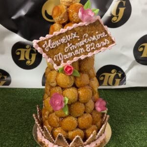 Croquembouche